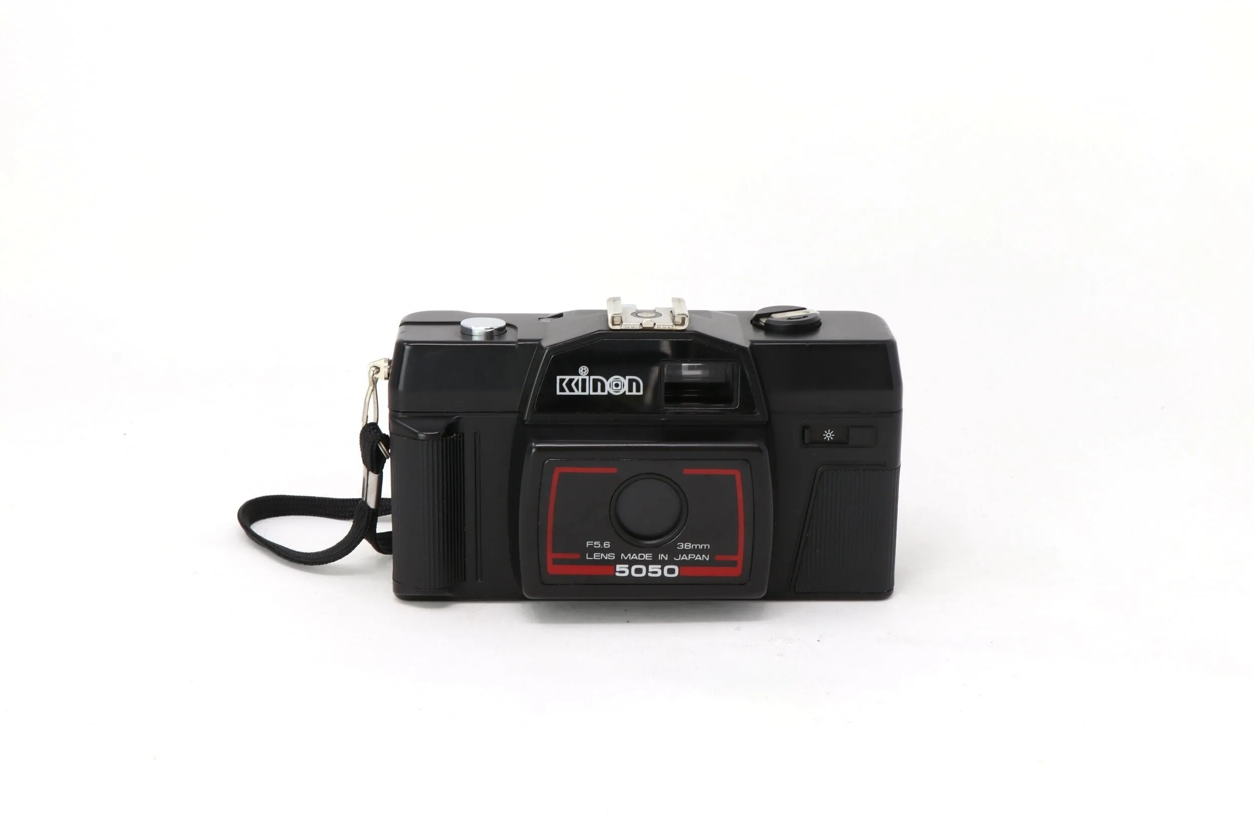 Kinon 5050 35mm Film Camera