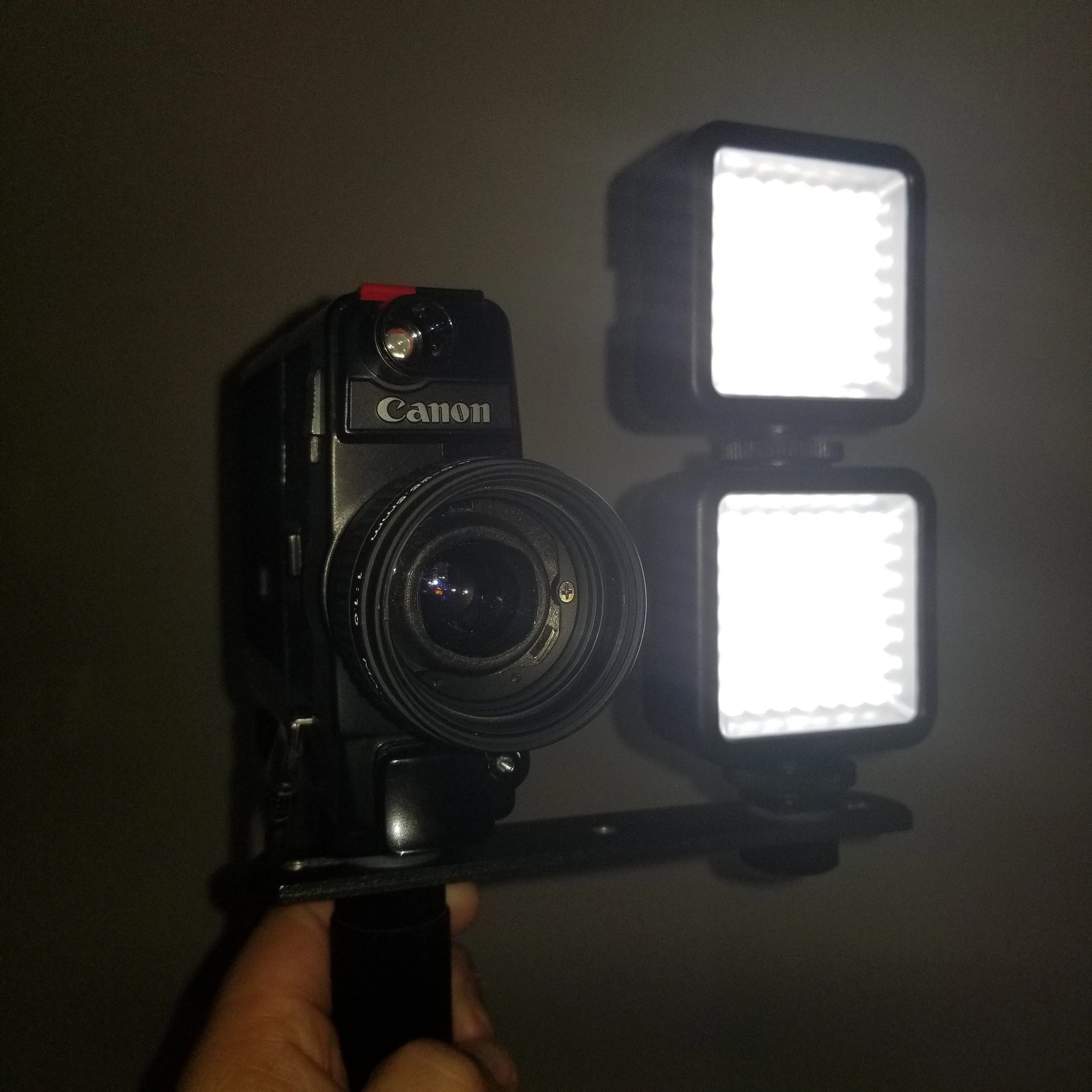 Light Cube, Bracket and Handle/Grip for Canon 310XL and Canon 514XL