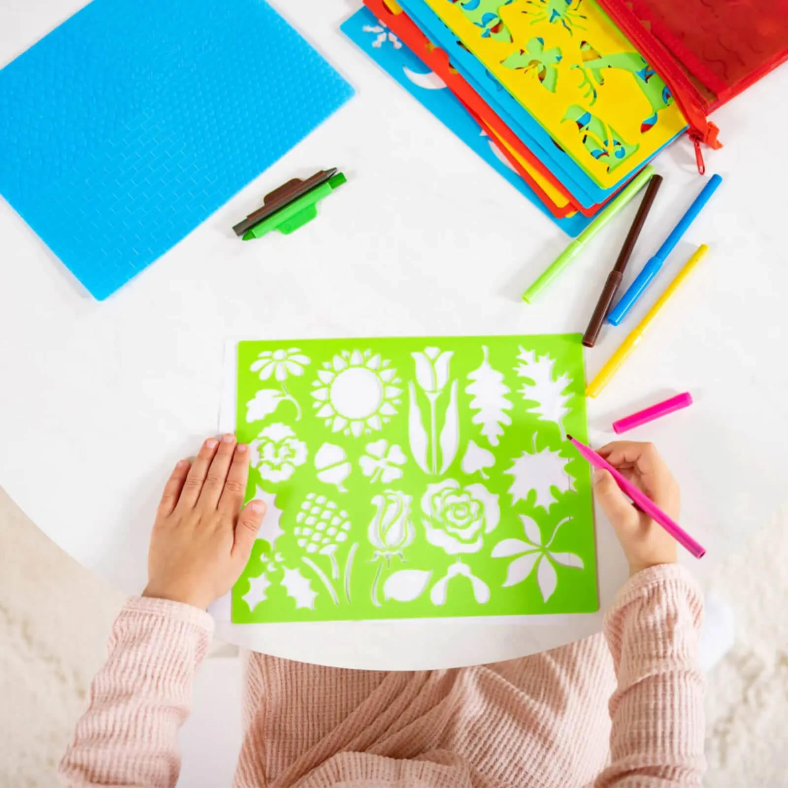 Melissa & Doug Stencil Art Activity Kit With Pouch 170  Designs