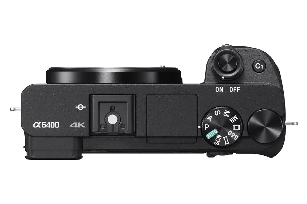 Sony a6400 Mirrorless APS-C Interchangeable-Lens Camera with 18-135mm lens