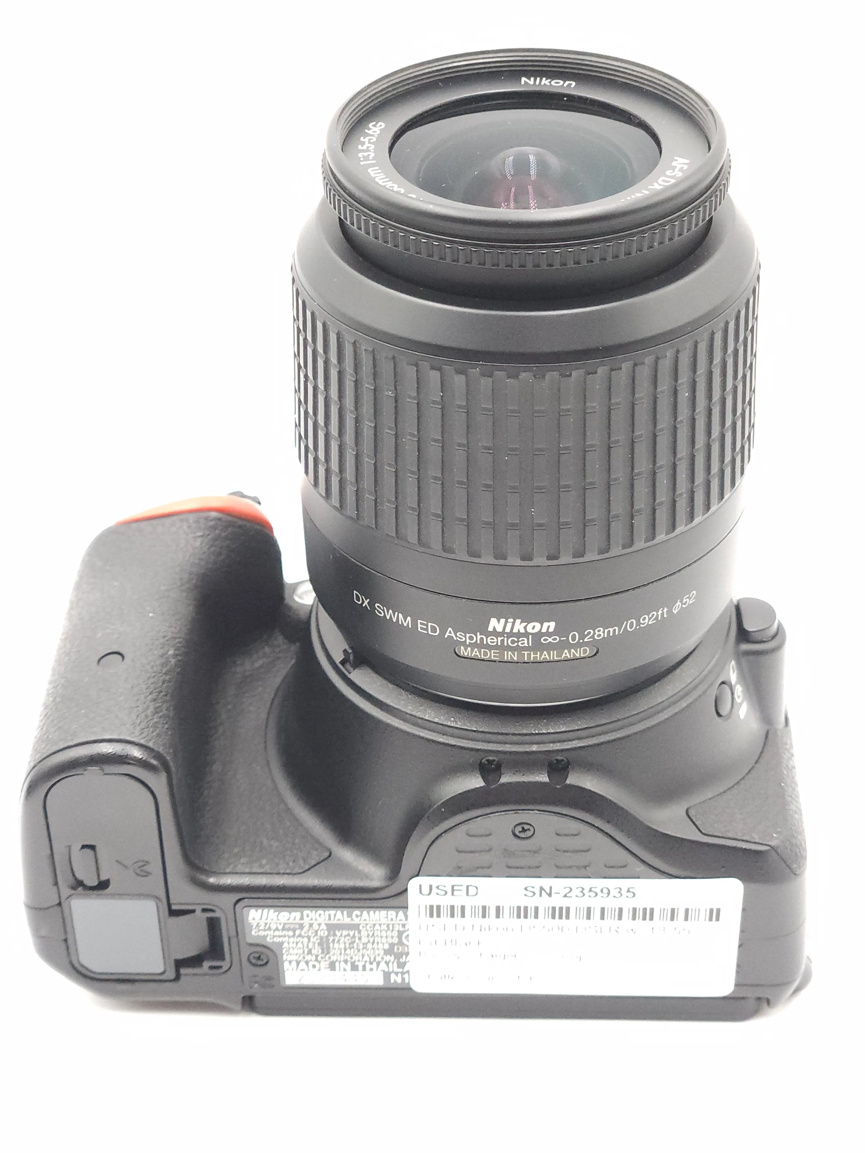 USED Nikon D5500 DSLR w/ 18-55 Kit Black